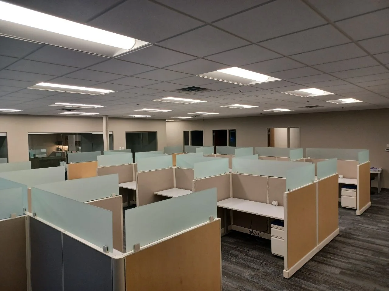 47" office cubicles with frosted glass mullions