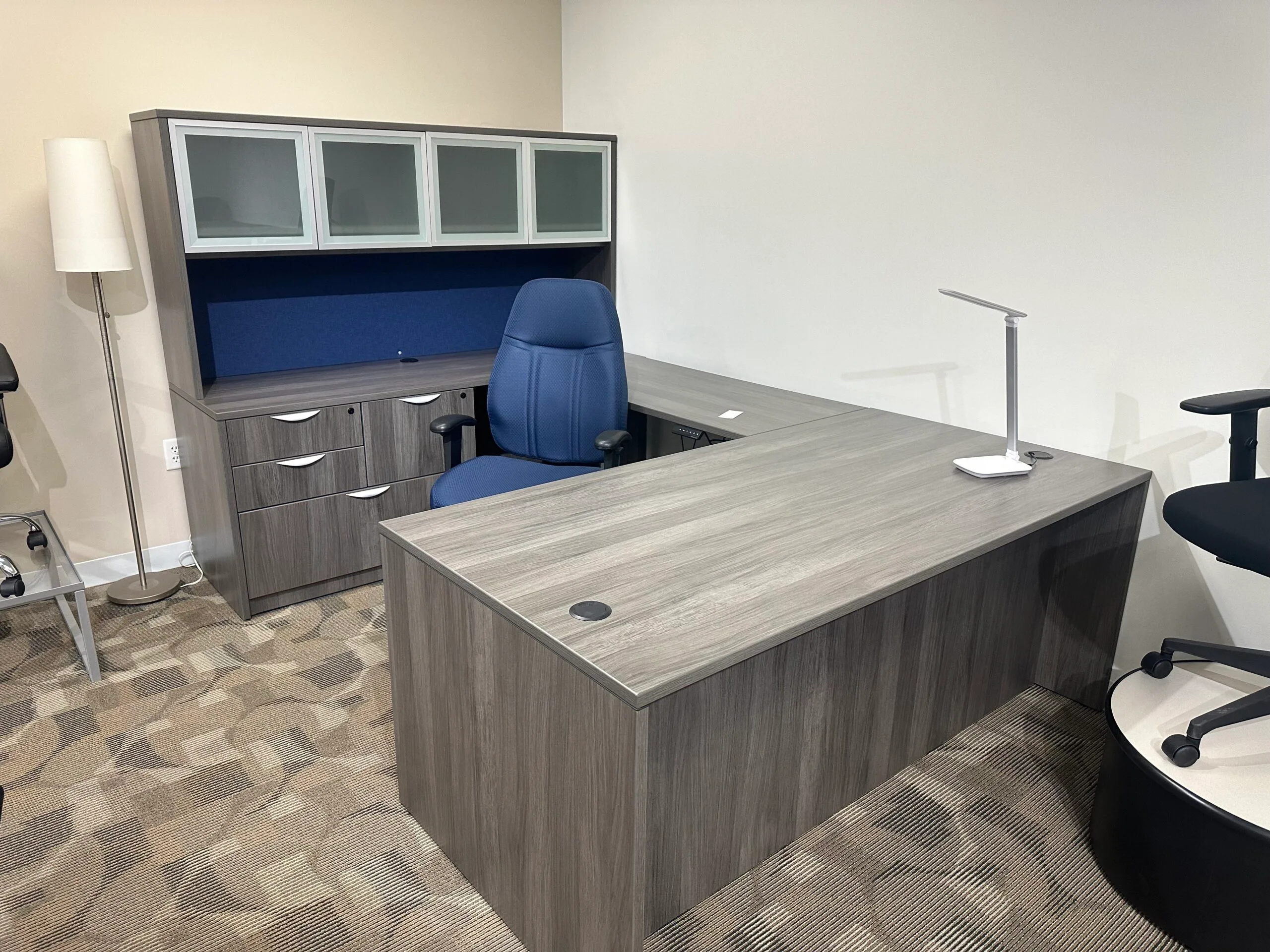 u shaped laminate desk with hutch. office furniture